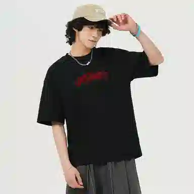 UNthemed T