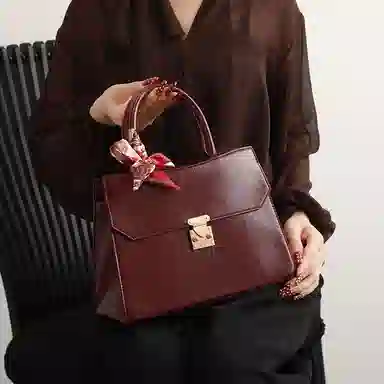 恒源祥 时尚大气高级感清新百搭复古日常通勤 超纤合成革 单肩斜挎手提包 女款 酒红色