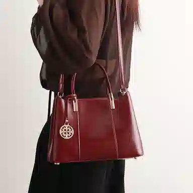 恒源祥 时尚高级感清新百搭复古日常通勤 超纤合成革 单肩斜挎手提包 女款 酒红色