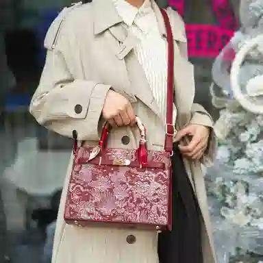 恒源祥 时尚百搭百搭复古通勤 超纤合成革 手提包 女款 酒红色