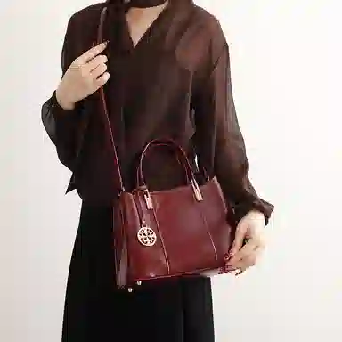 恒源祥 时尚高级感清新百搭复古日常通勤 超纤合成革 单肩斜挎手提包 女款 酒红色