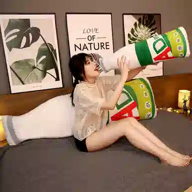酷绒 啤酒瓶抱枕 萌趣创意可爱 玩偶周边