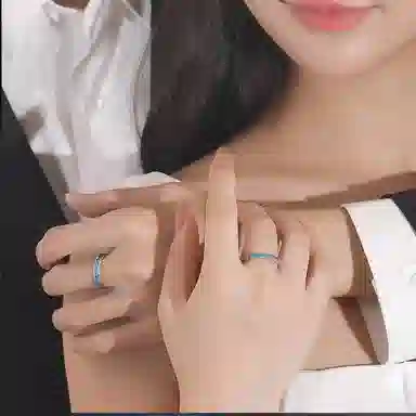 S925