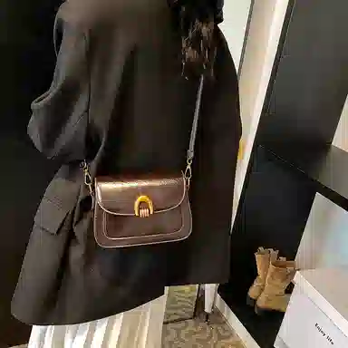 LETOO Vintage Waxed Leather Shoulder Bag