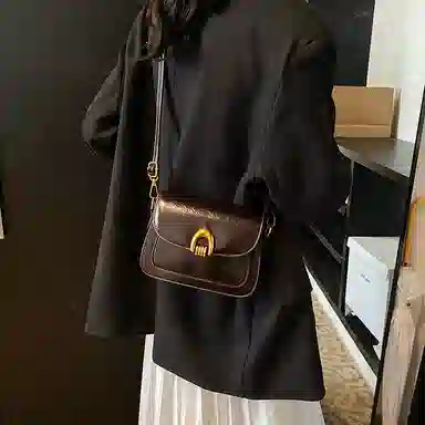 LETOO Vintage Waxed Leather Shoulder Bag