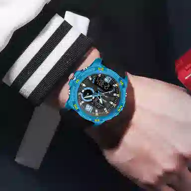 三达 潮流个性时尚百搭休闲双显示腕表 电子+石英机芯 硅胶表带 国表 男表 黑色表盘 防水夜光闹钟多功能手表