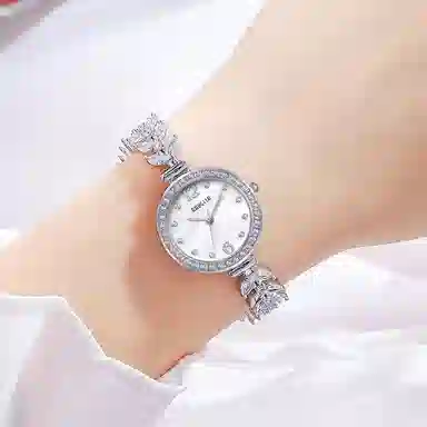 BAOGELA Mermaid Tail Quartz Watch