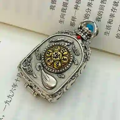 玉临门 国风纳福转运地藏菩萨唐卡热贡手绘 合金 吊坠 男女同款情侣款