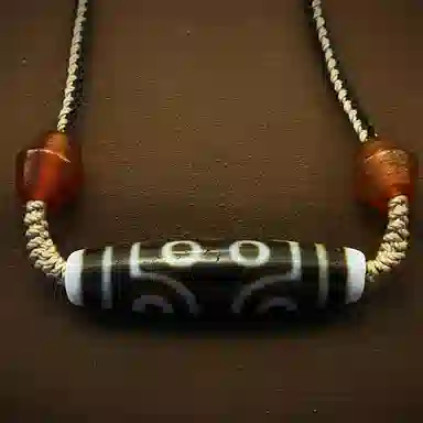 玉临门 新中式天珠藏式民族风护身吊坠佛珠 纯手工编织 七眼天珠 玛瑙 项链 男女同款情侣款 礼盒包装