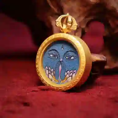 玉临门 国风消灾解难 绿度母可爱版唐卡热贡手绘 合金 吊坠 男女同款情侣款