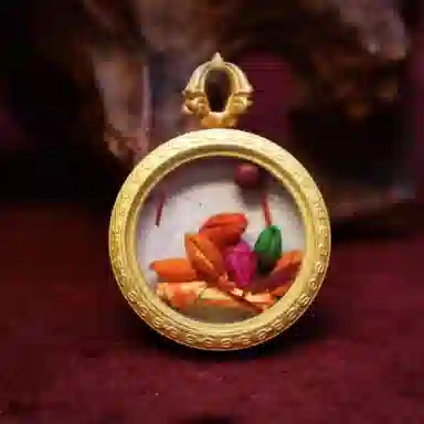 玉临门 国风消灾解难 绿度母可爱版唐卡热贡手绘 合金 吊坠 男女同款情侣款