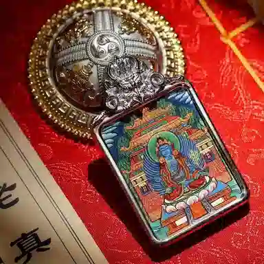 玉临门 国风民族风平安一切顺利八大守护神热工手绘唐卡 合金 吊坠 男女同款情侣款 送 男 女朋友 七 夕礼 物 礼盒包装