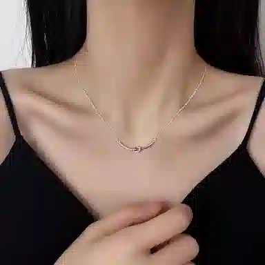 999