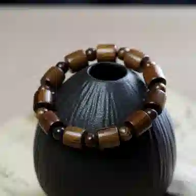 郁馨 节节高升桶珠简约禅意单圈盘玩佛珠民族风百搭日常 素雅宫廷风学生本命年 水逆退散#好运 花梨木 木作手串 男女同款情侣款