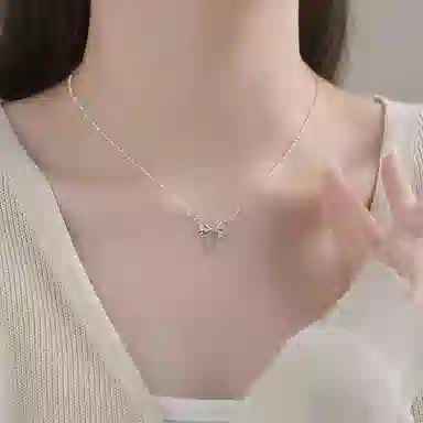 999