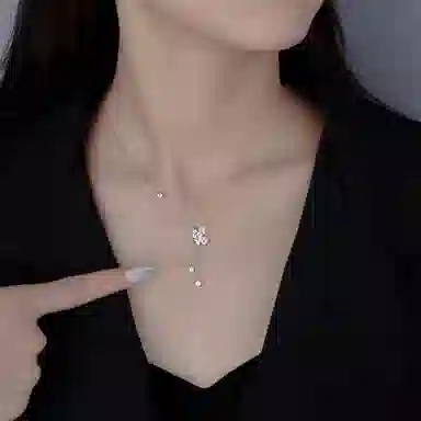 999