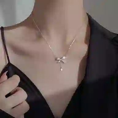 999