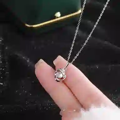 999