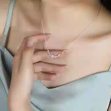 999