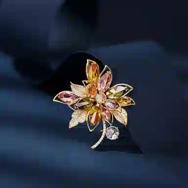 山一丸 轻奢精致西装开衫复古花朵 环保铜 胸针 女款