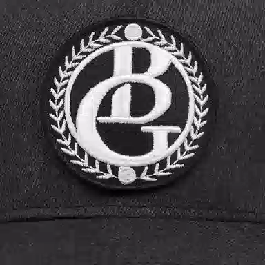 山一丸 绣花水洗做旧经典透气网帽户外 棉 鸭舌帽 男女同款情侣款