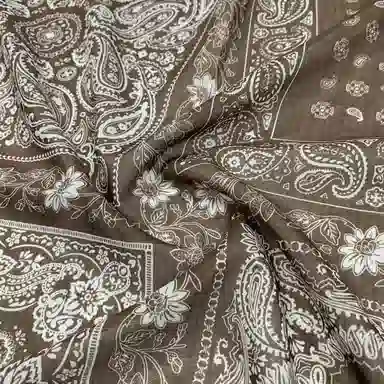 山一丸 春夏中方巾丝绵真丝桑蚕丝领巾透气柔软围巾腰果亲肤  丝巾 女款