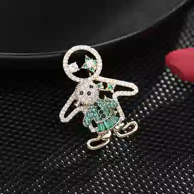 山一丸 可旋转锆石开衫别针防走光扣日韩衣饰可爱双层卡通人 环保铜 胸针 女款