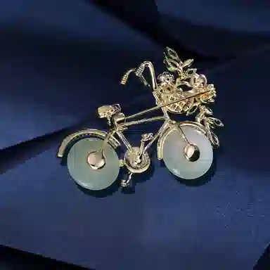 山一丸 新颖个性创意设计有趣胸花童趣时尚可爱潮别针西装外套自行车 环保铜 胸针 女款