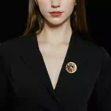 山一丸 轻奢气质复古创意个性 铜 胸针 女款