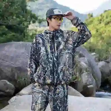 领航骆驼 山系户外防紫外线轻薄透气登山徒步防晒服 男女同款