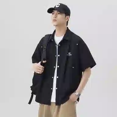 领航骆驼 嘻哈街头美式时尚翻领痞帅复古潮牌凉感透气薄款宽松休闲百搭轻商务通勤落肩短袖   衬衫  男女同款