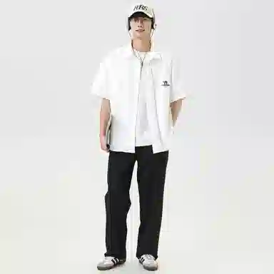 领航骆驼 时尚街头纯色简约印花基础款潮流百搭透气垂感翻领短袖衬衫  男女同款