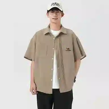 领航骆驼 时尚街头纯色简约印花基础款潮流百搭透气垂感翻领短袖衬衫  男女同款