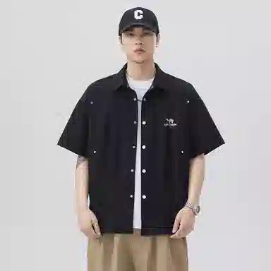 领航骆驼 嘻哈街头美式时尚翻领痞帅复古潮牌凉感透气薄款宽松休闲百搭轻商务通勤落肩短袖   衬衫  男女同款