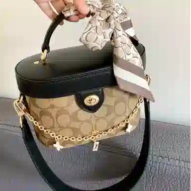 COACHKay20Georgie 20