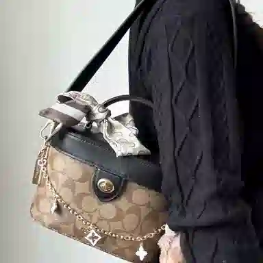 COACHKay20Georgie 20