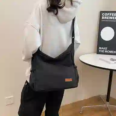 帕克熊 纯色简约百搭二次元时尚流行大学生包通勤上课 尼龙 腋下包手提斜挎包 常规 男女同款情侣款 橘色/白色/黑色/浅绿色