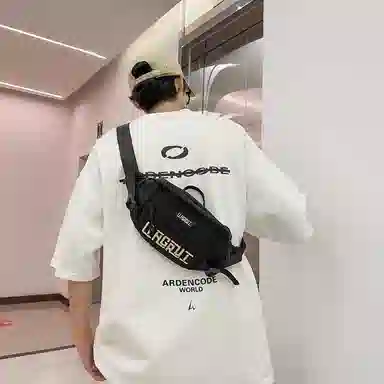 帕克熊 游玩大容量手机包时尚休闲潮 尼龙 单肩斜挎胸包 男女同款情侣款 多色