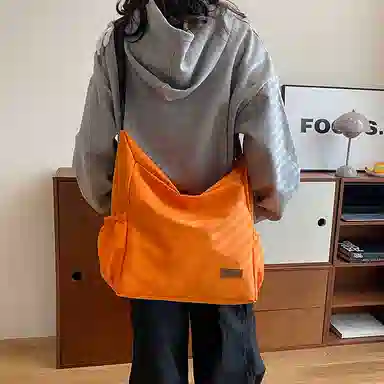 帕克熊 纯色简约百搭二次元时尚流行大学生包通勤上课 尼龙 腋下包手提斜挎包 常规 男女同款情侣款 橘色/白色/黑色/浅绿色