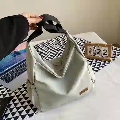 帕克熊 纯色简约百搭二次元时尚流行大学生包通勤上课 尼龙 腋下包手提斜挎包 常规 男女同款情侣款 橘色/白色/黑色/浅绿色