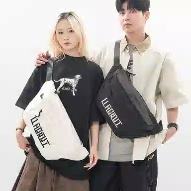 帕克熊 潮流字母美式复古休闲百搭通勤运动 尼龙 斜挎胸包 男女同款情侣款 多色