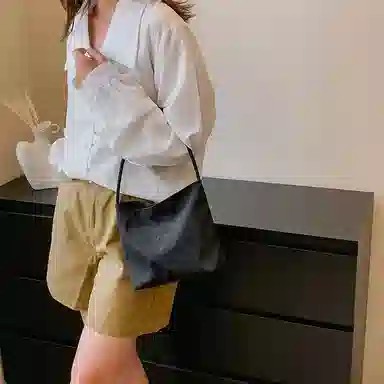 Parker Bear Nylon Shoulder Bag