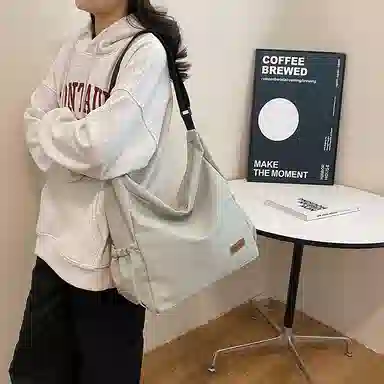 帕克熊 纯色简约百搭二次元时尚流行大学生包通勤上课 尼龙 腋下包手提斜挎包 常规 男女同款情侣款 橘色/白色/黑色/浅绿色