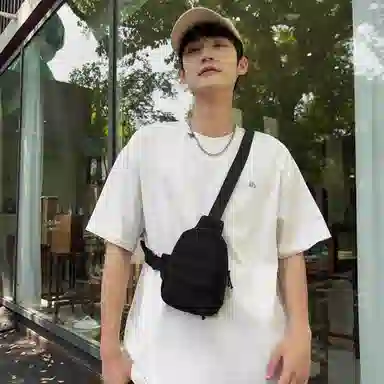 帕克熊 潮流个性时尚简约百搭 尼龙 胸包 男女同款情侣款 多色