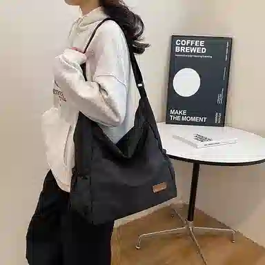 帕克熊 纯色简约百搭二次元时尚流行大学生包通勤上课 尼龙 腋下包手提斜挎包 常规 男女同款情侣款 橘色/白色/黑色/浅绿色