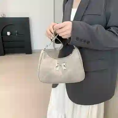 MingLu Shoulder Bag
