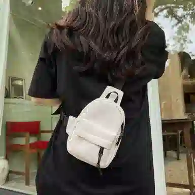 帕克熊 潮流个性时尚简约百搭 尼龙 胸包 男女同款情侣款 多色