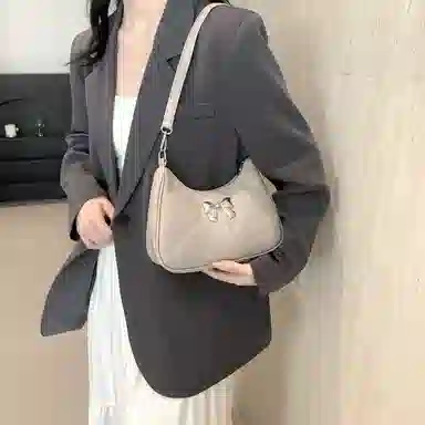 MingLu Shoulder Bag