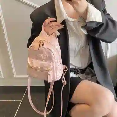 WORM'S HOME Backpack