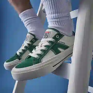 Vision Street Wear V76